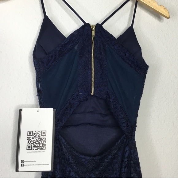 NWT Emerald Sundae Blue Lace Dress - Picture 5 of 7